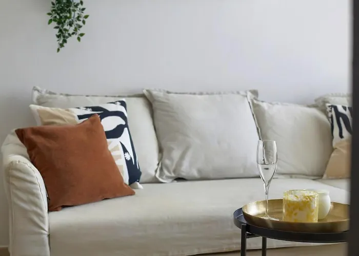 Quiet Perfect For Couples Апартаменты *