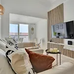Quiet Perfect For Couples