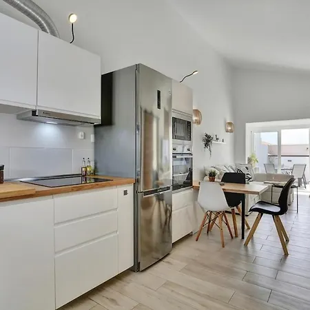 Quiet Perfect For Couples *